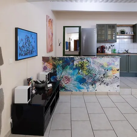 Take Me Home - Canal & Sense Apartment *